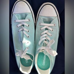 Converse chucks, aqua, size 10